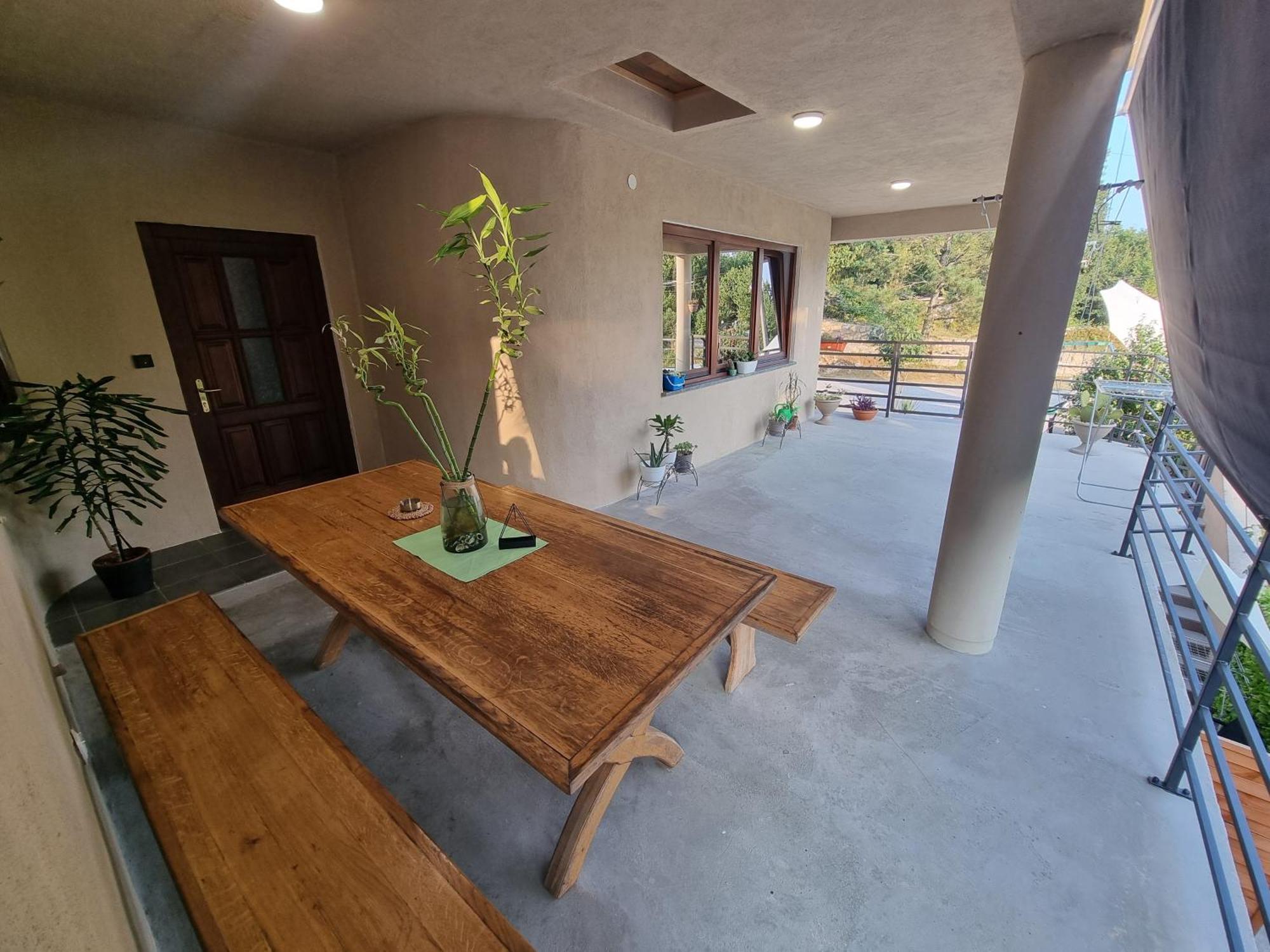Haus Natura Jurdani Luaran gambar
